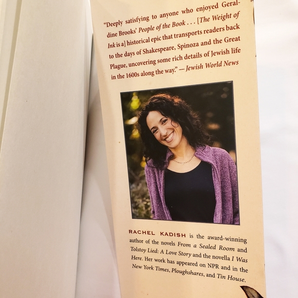 The Weight of Ink Soft Cover Book By Rachel Kadish Excellent Condition 575 pages - Picture 8 of 10